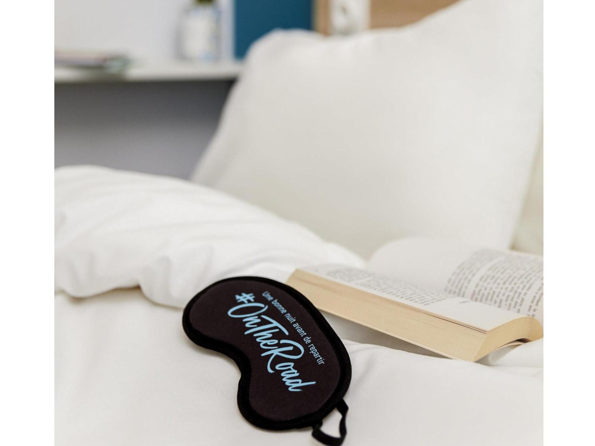 Hotel Hotelf1 Porte De Chatillon Parigi