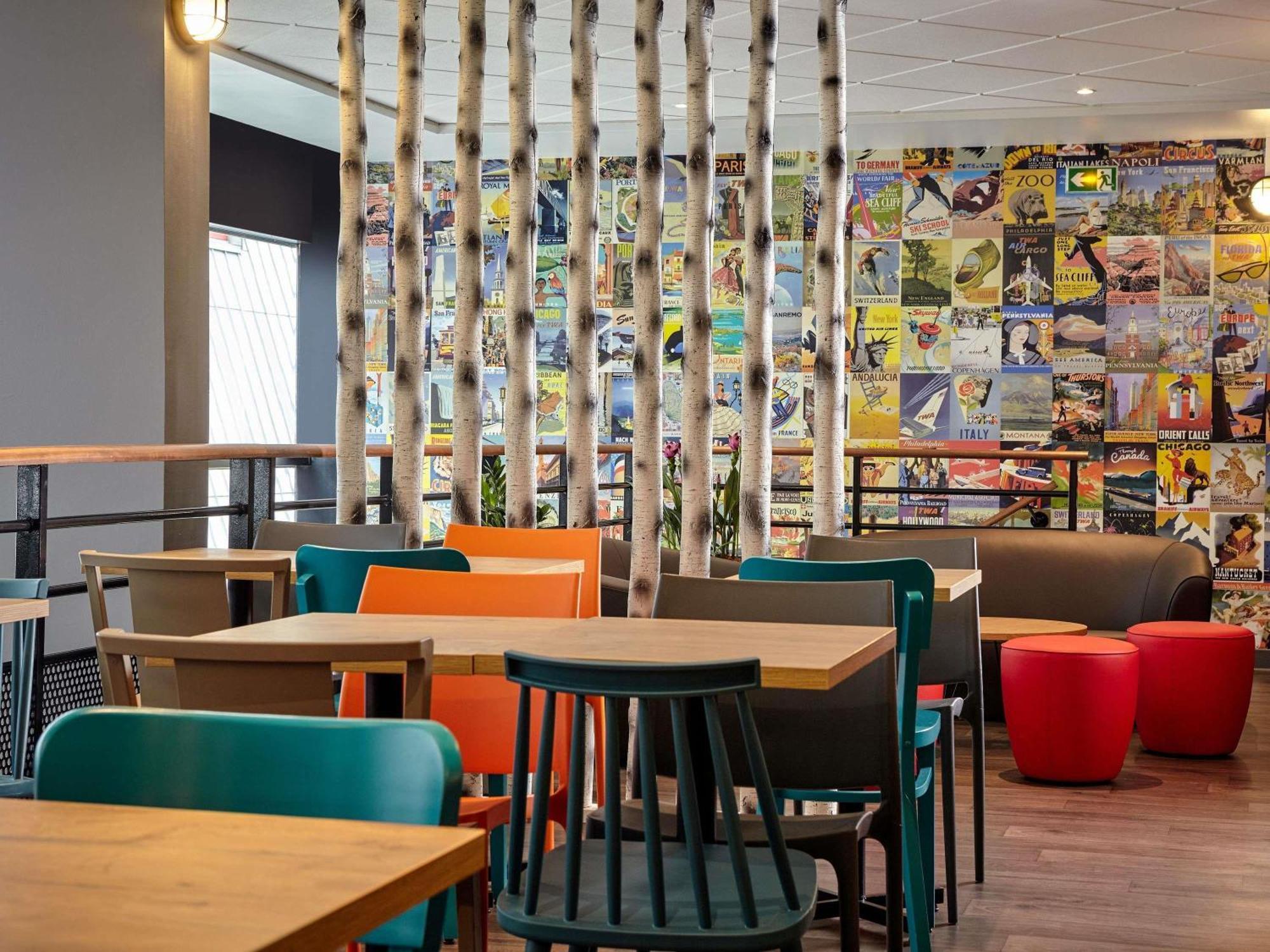 Hotelf1 Porte De Chatillon Hotel