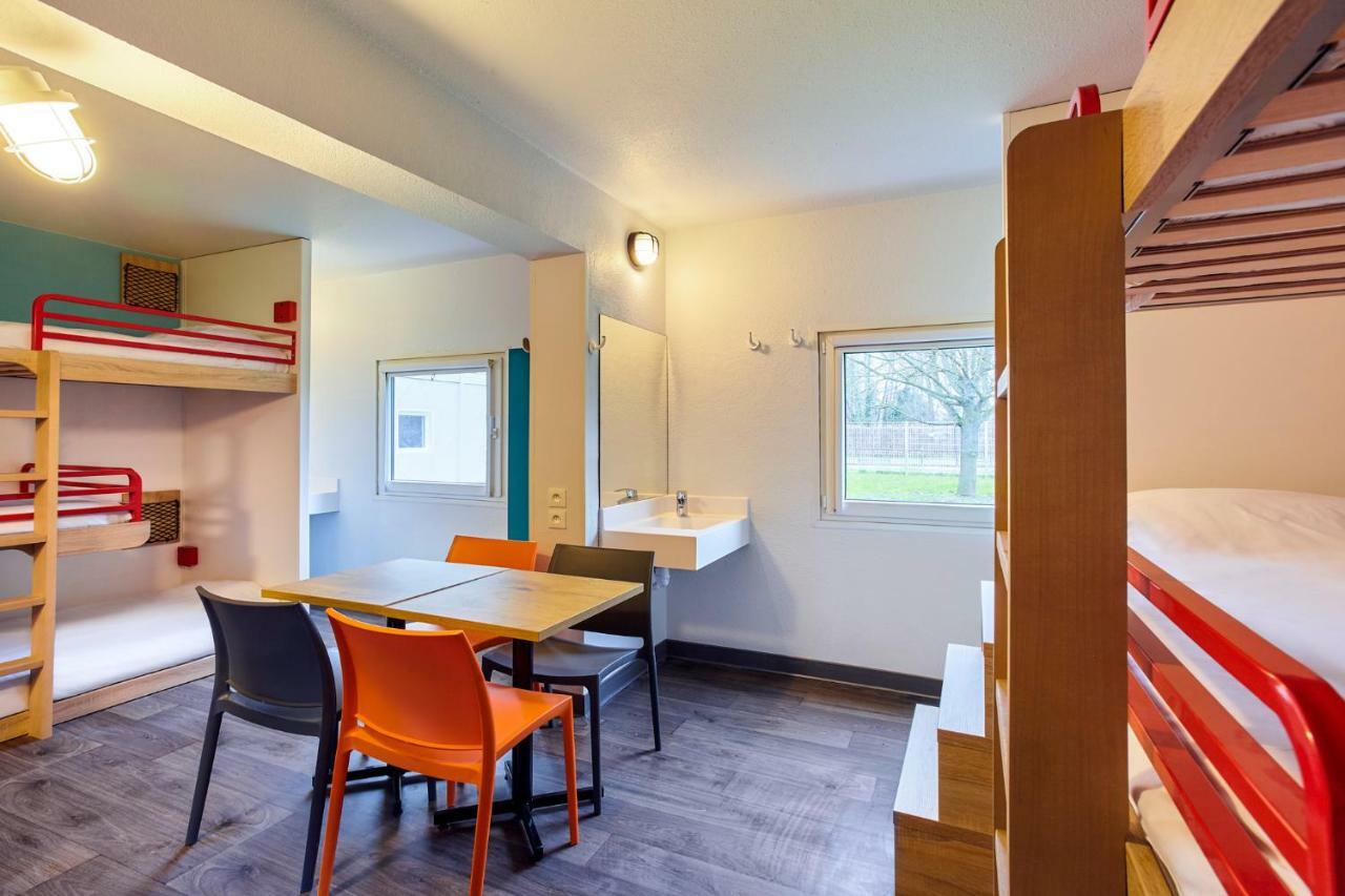 Hotelf1 Porte De Chatillon Hotel