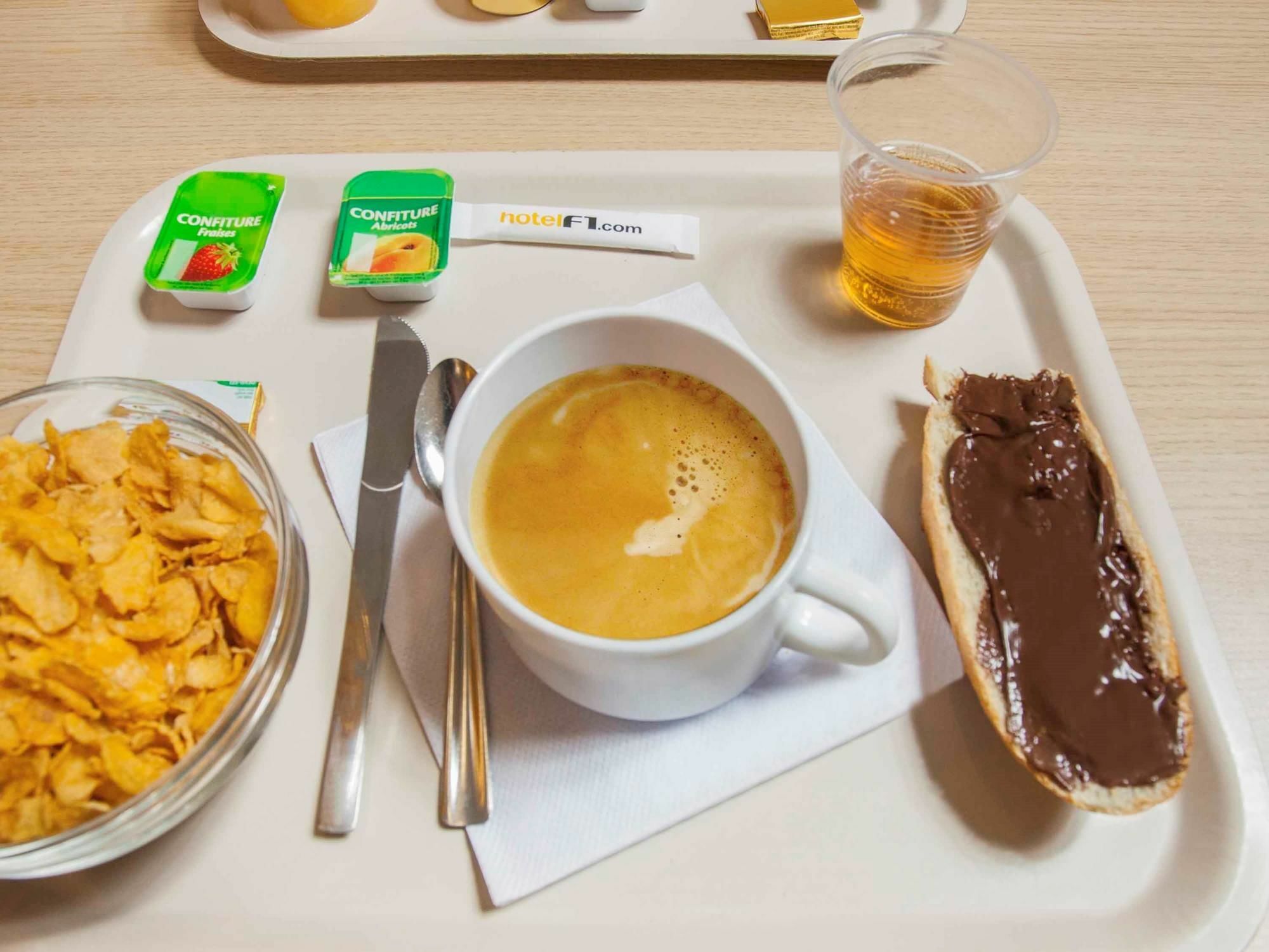 Hotelf1 Porte De Chatillon Hotel