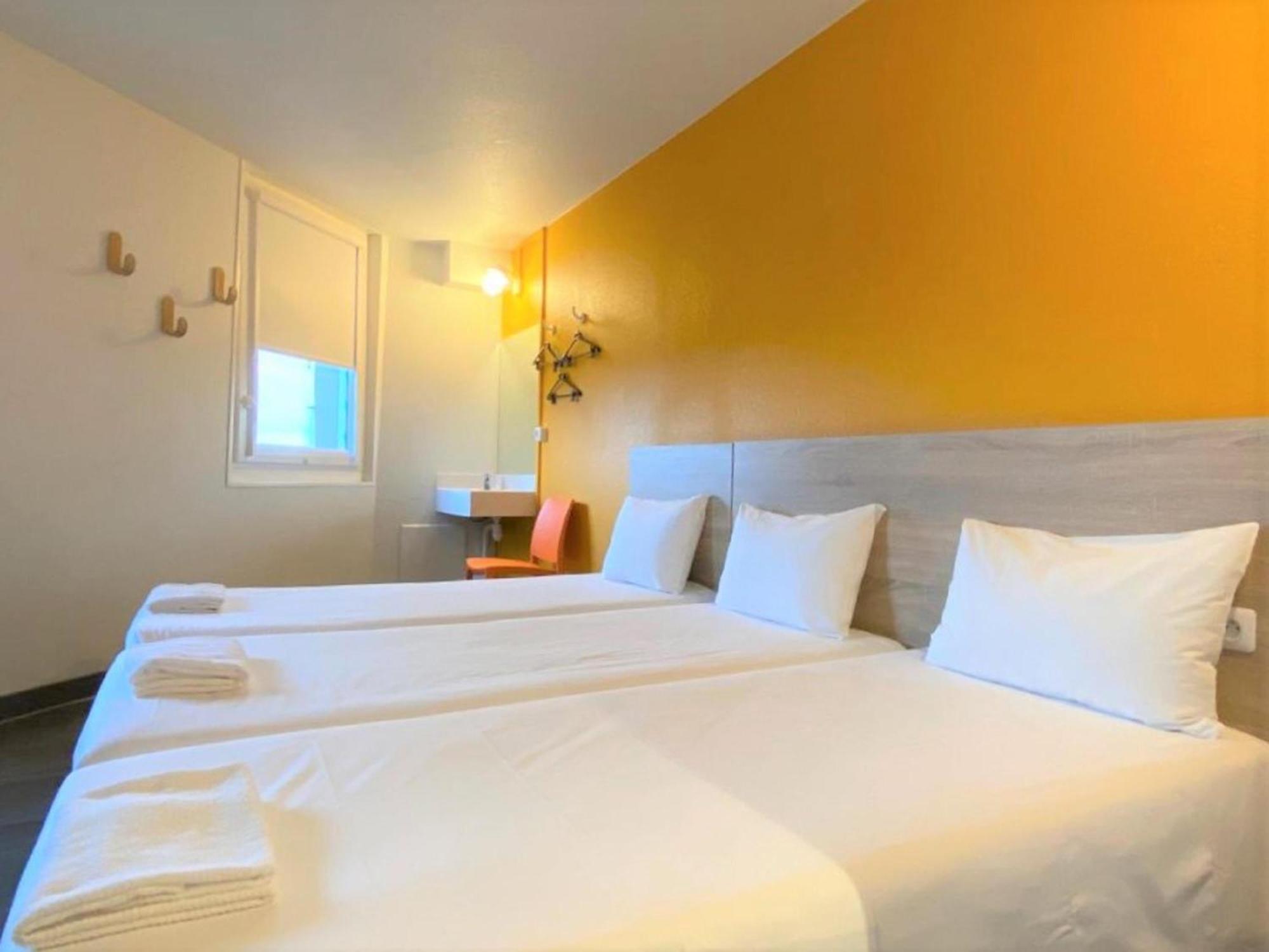 Hotelf1 Porte De Chatillon Hotel Paris