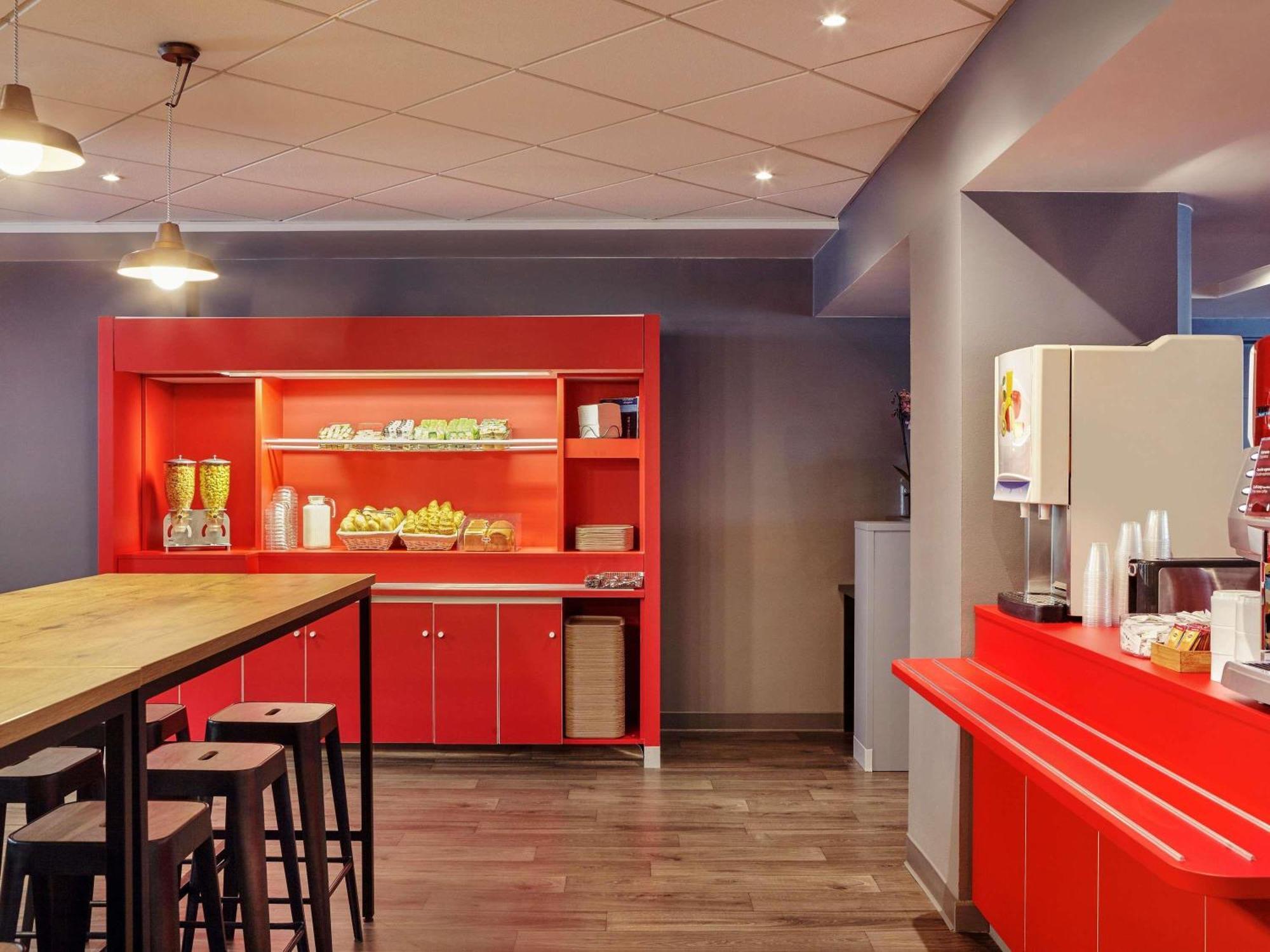 Hotel Hotelf1 Porte De Chatillon Paris