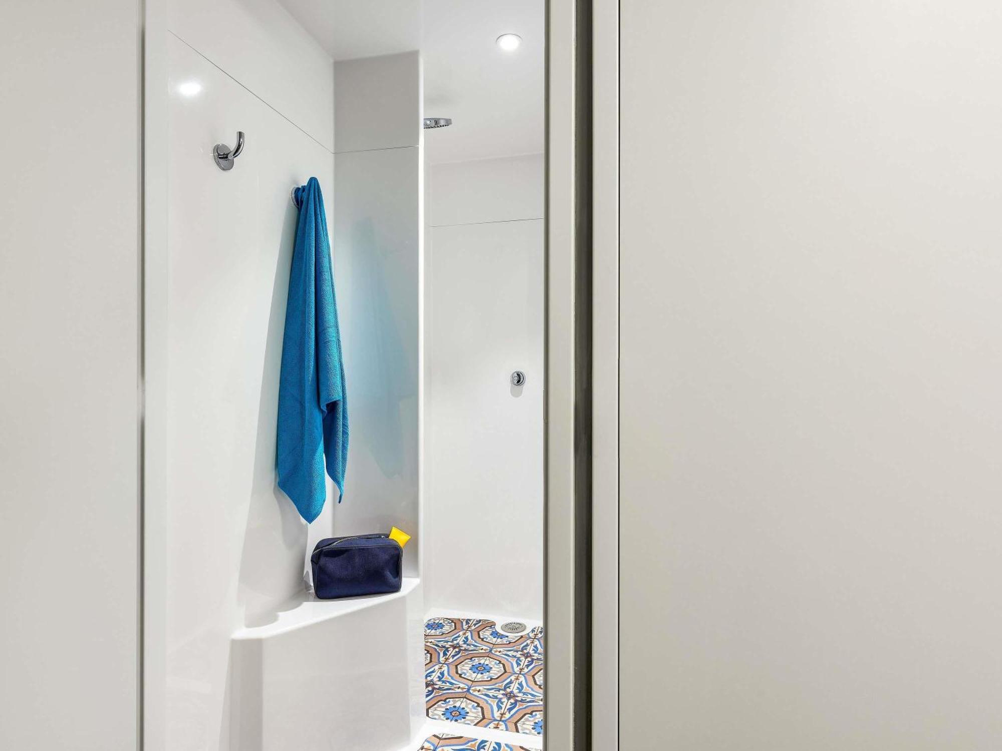 Hotelf1 Porte De Chatillon Hotel *