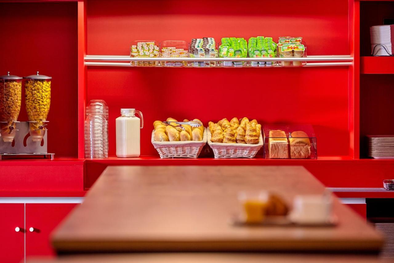 Hotel Hotelf1 Porte De Chatillon Paris