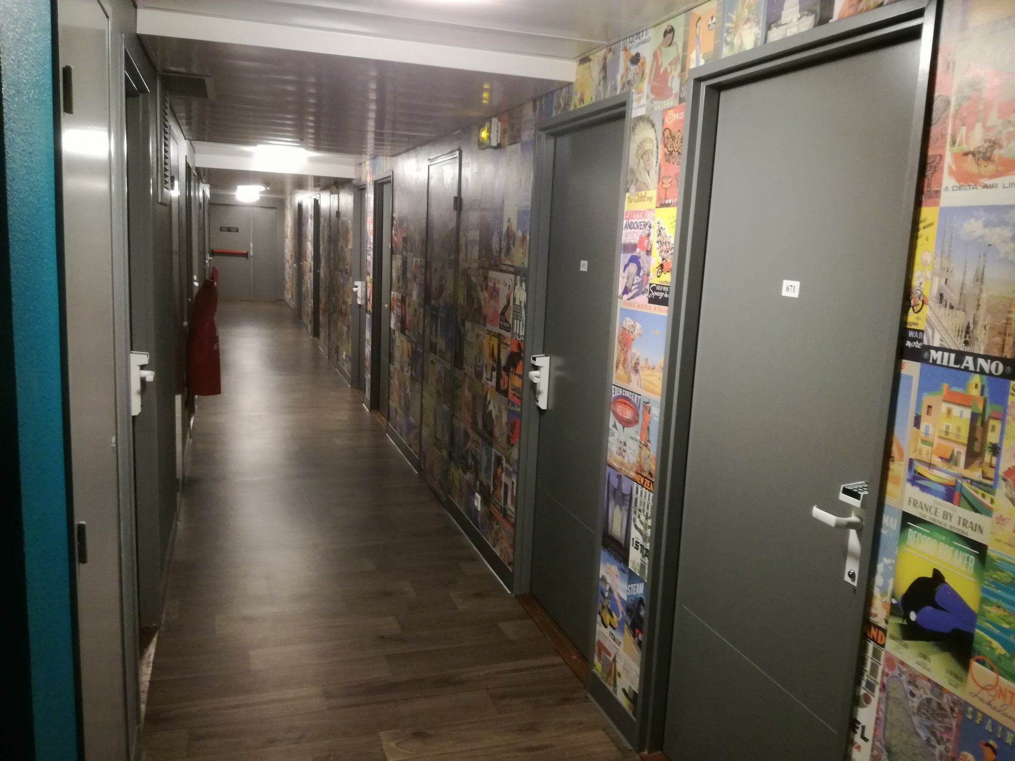 Hotelf1 Porte De Chatillon Hotel *