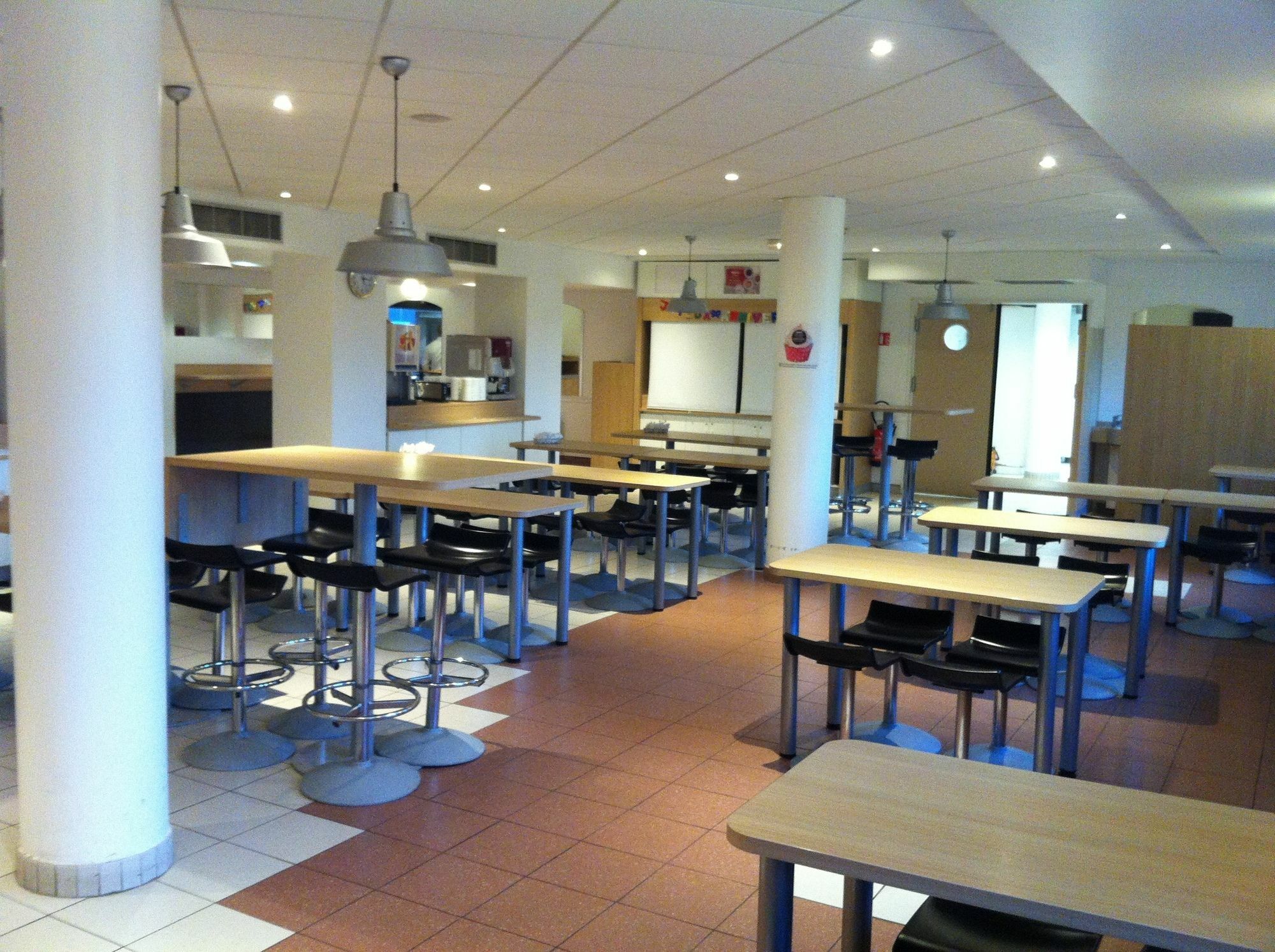 Hotelf1 Porte De Chatillon * Paris